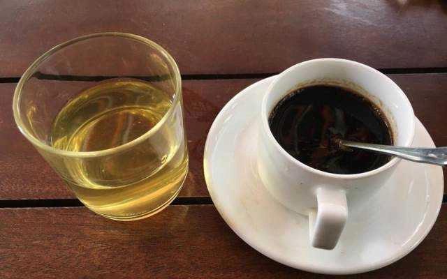 Nhất Long Cafe - 110 Vương Thừa Vũ