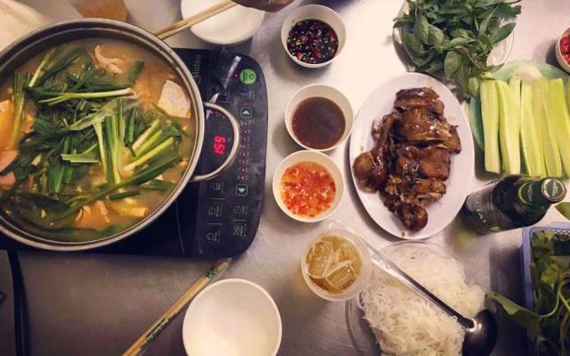 Quán Ăn Nhất Tiến - Vịt Cỏ Vân Đình