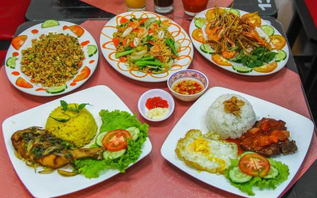 Quán Ăn Như Hồng Cafe & Restaurant