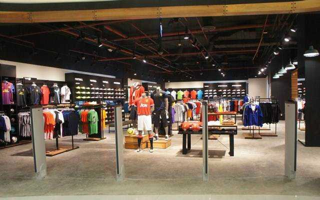Nike - Crescent Mall