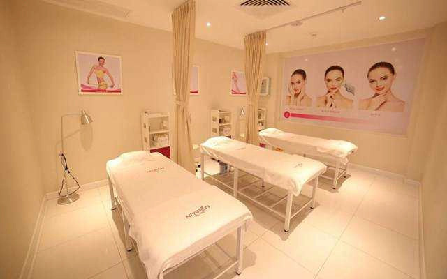 Nitipon Clinic Việt Nam - Mạc Thị Bưởi