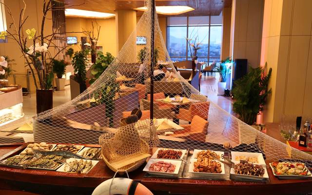 Nhà Hàng Novotel Premier Han River Restaurant