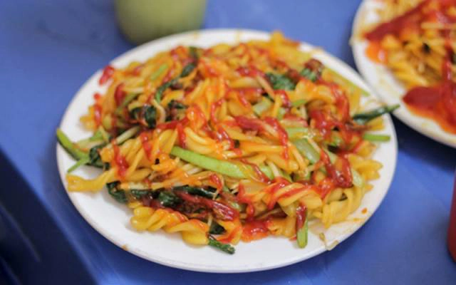 Quán Ăn Nui Xào Bò - Vạn Kiếp