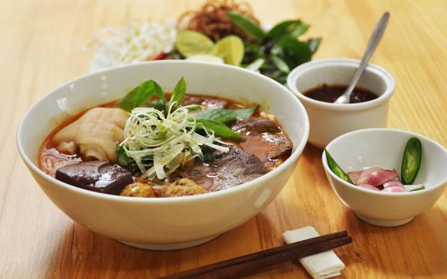Quán Ăn O Lê - Bún Bò Huế