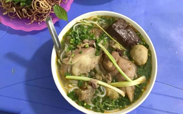 Quán Ăn O Thanh Hảo - Bún Bò Giò Heo & Sốt Vang Huế