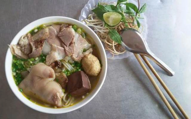 Quán Ăn O Tú - Bún Bò Huế