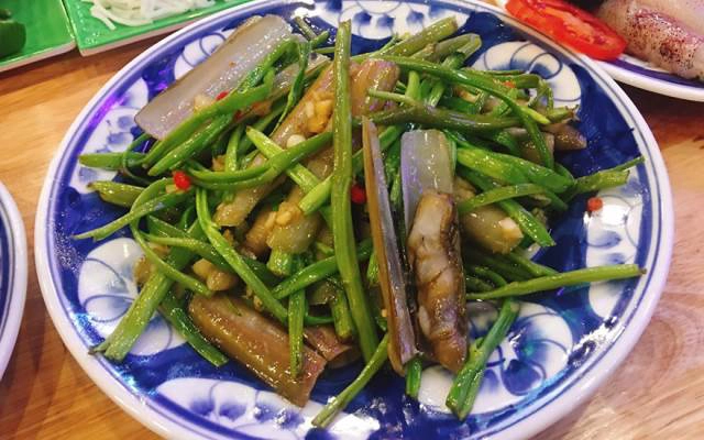 Quán Ăn Ốc Cầu Rồng
