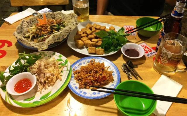 Quán Ăn Ốc Đêm Hàng Xanh
