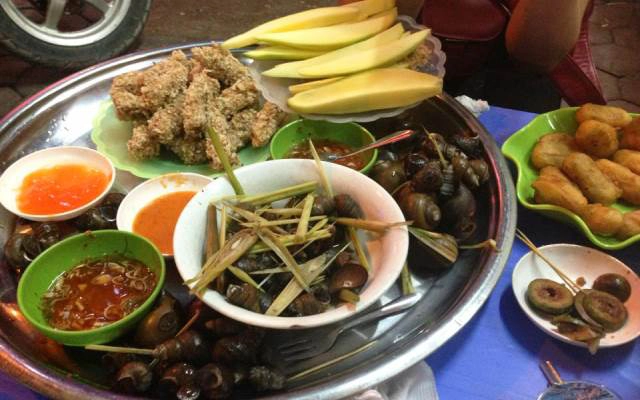 Quán Ăn Ốc Luộc Chùa Láng