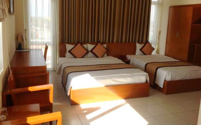 Palm Hotel
