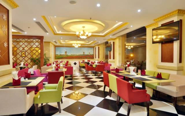 Nhà Hàng Paris Restaurant – Golden Palace Hotel