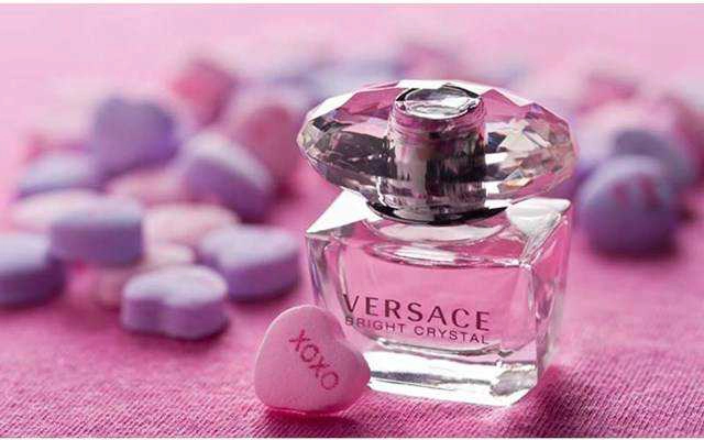 Perfume World - Vincom Lê Văn Việt
