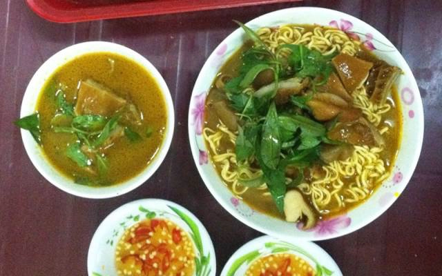 Quán Ăn Phá Lấu Bò - Cây Trâm