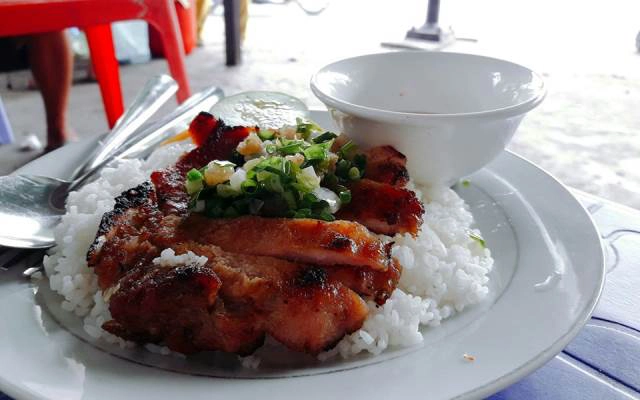 Quán Ăn Phá Lấu & Cơm Tấm Bình Dân