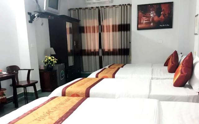Phi Hùng Hotel & Restaurant