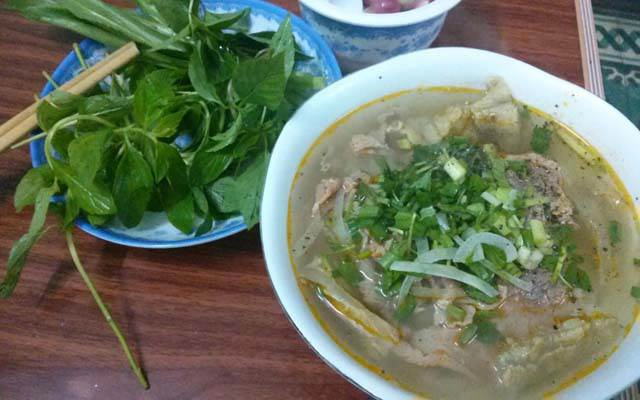 Quán Ăn Phở Bà Lệ