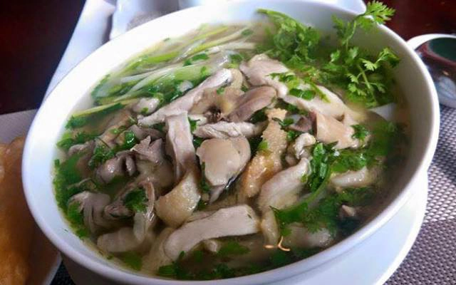 Quán Ăn Phở Bình - Phở Gà & Lẩu Gà