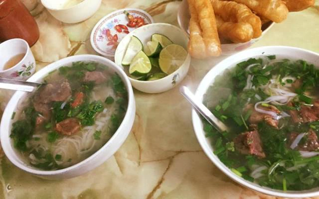 Quán Ăn Phở Bò, Bánh Mì Sốt Vang & Xôi Các Loại - Trương Định