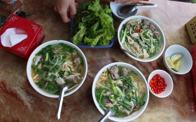 Quán Ăn Phở Bò & Gà - Đinh Tiên Hoàng