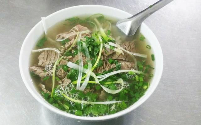 Quán Ăn Phở Bò & Gà - Thái Thịnh