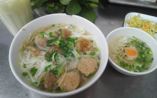 Quán Ăn Phở & Bò Kho - Cách Mạng Tháng 8