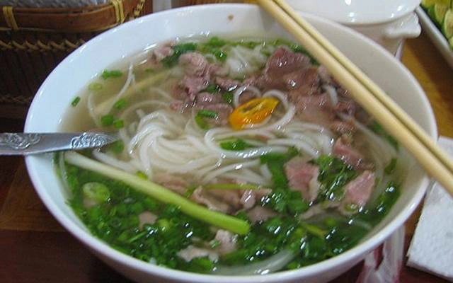 Quán Ăn Phở Bò Lý Quốc Sư - 2B Lý Quốc Sư