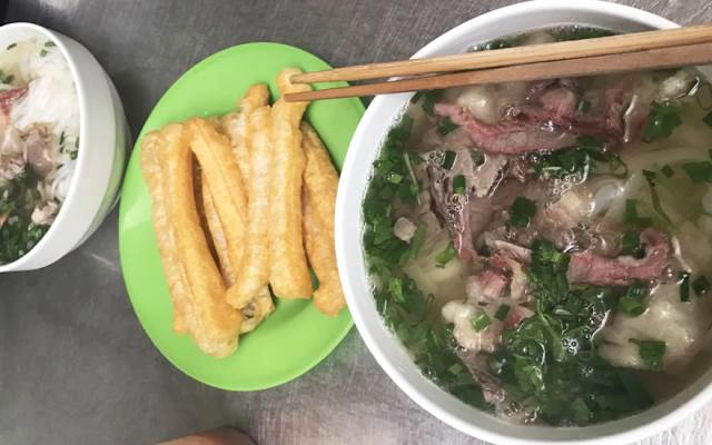 Quán Ăn Phở Bò, Phở Gà & Sốt Vang - Kim Đồng