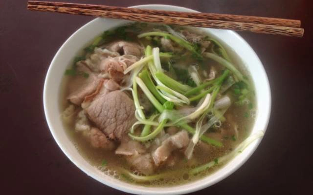 Quán Ăn Phở Các Loại - Ngọc Hồi