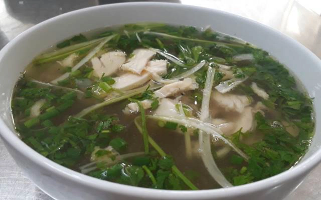Quán Ăn Phở Gà - Hồ Tai Trâu