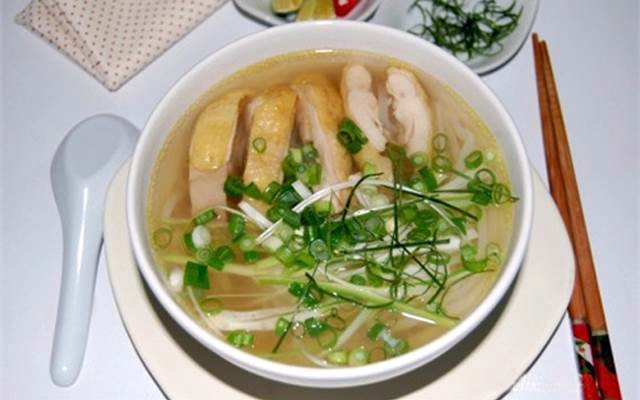 Quán Ăn Sơn Nga Phở Gà - Phan Xích Long