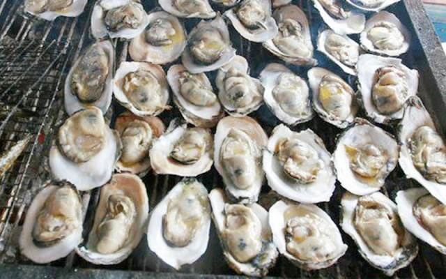 Quán Ăn Phố Hàu Nướng