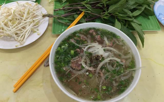Quán Ăn Phở Lê - Trần Hưng Đạo