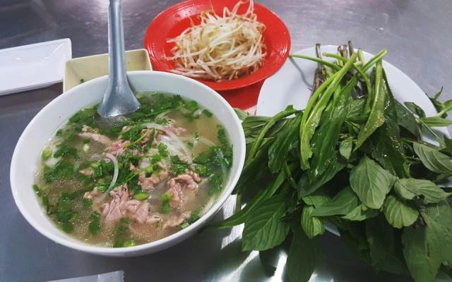 Quán Ăn Phở Lý Quốc Sư Hà Nội - Đồng Đen