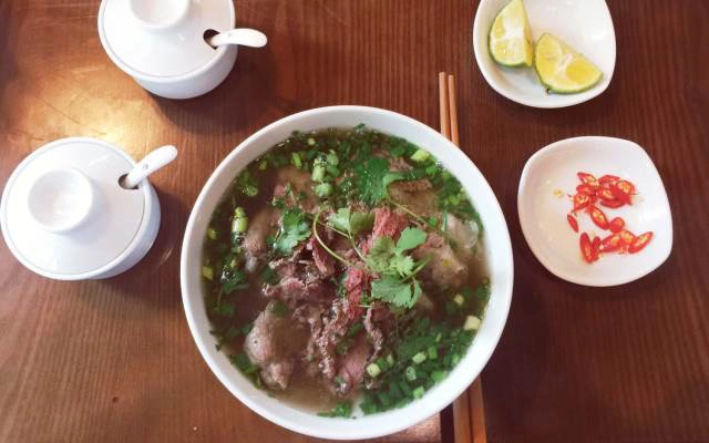Quán Ăn Phở Lý Quốc Sư - Văn Phú