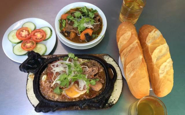 Quán Ăn Phở - Mì Ốp La Tuấn