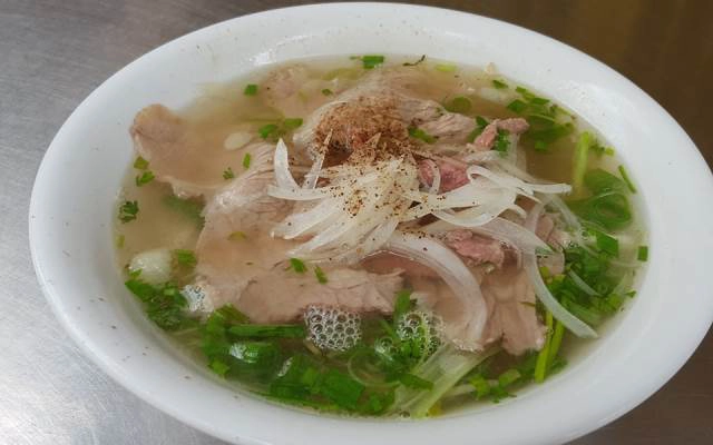 Quán Ăn Phở Ngọc - Lâm Văn Bền