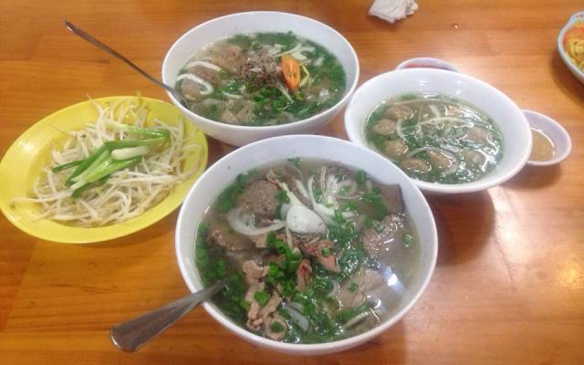 Quán Ăn Phở Thiên Ân - Làng Đại Học