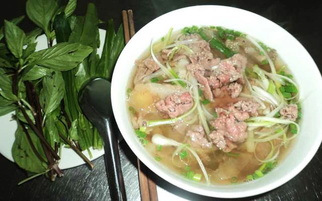 Quán Ăn Phở Tới