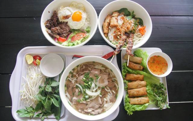 Quán Ăn Phở Việt Kiều