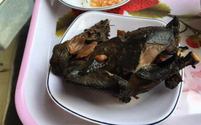 Quán Ăn Phong Ký - Gà Ác Tiềm Thuốc Bắc & Cơm Chiên