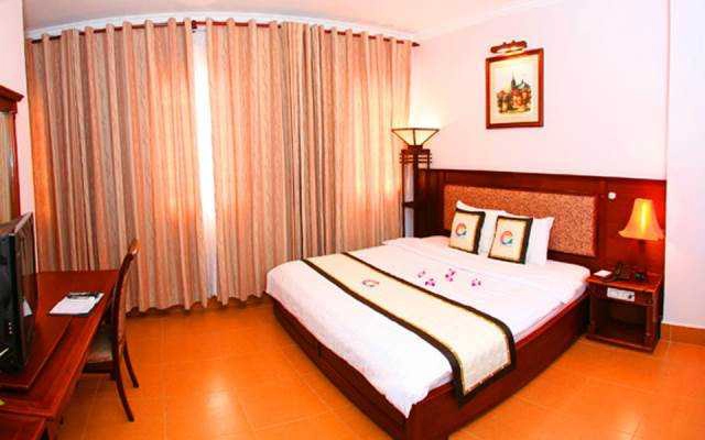 Phong Phú Hotel