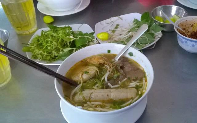 Quán Ăn Phương Anh - Bún Bò Huế & Cơm Tấm