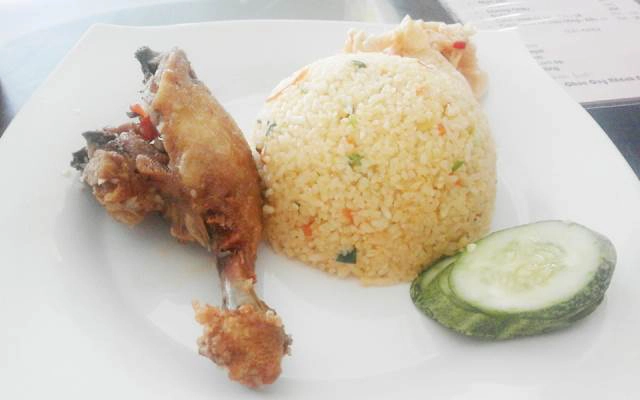 Quán Ăn Phượng Hoàng 7 - Cơm Gà Xối Mỡ