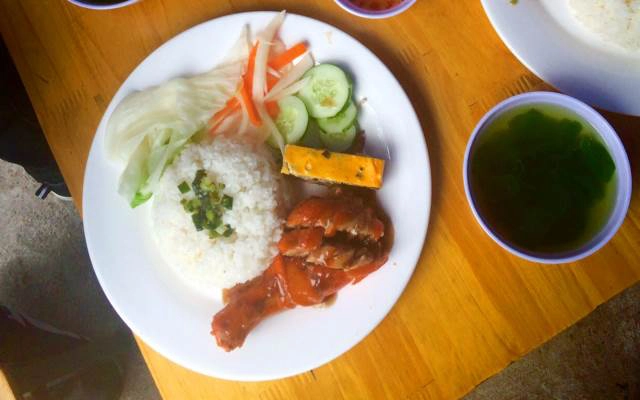 Quán Ăn Phương Huy - Cơm Bình Dân Tự Chọn