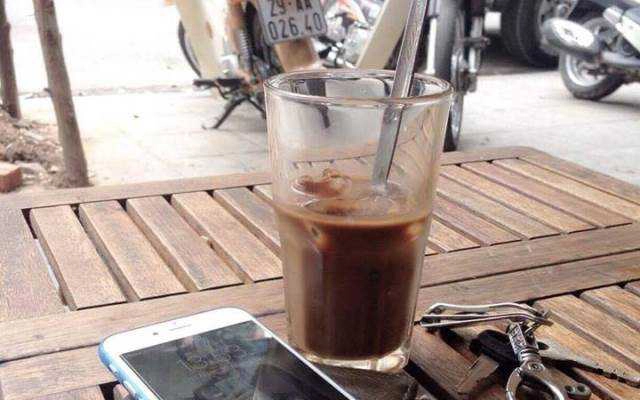 Phương Linh Cafe - Trần Quốc Hoàn