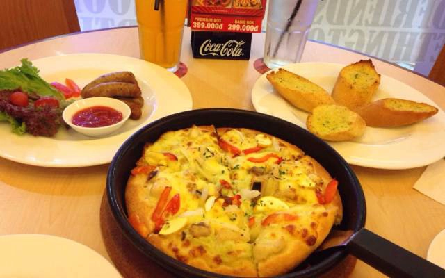 Nhà Hàng Pizza Hut - Nguyễn Thái Học