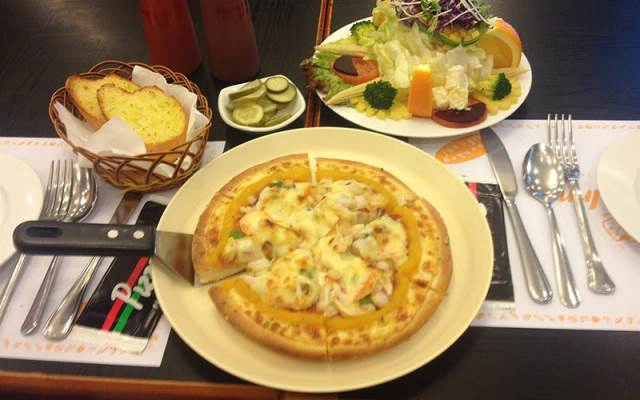 Nhà Hàng Pizza Inn - Phú Mỹ Hưng