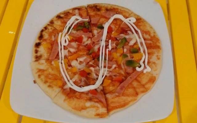 Quán Ăn Pizza Moon