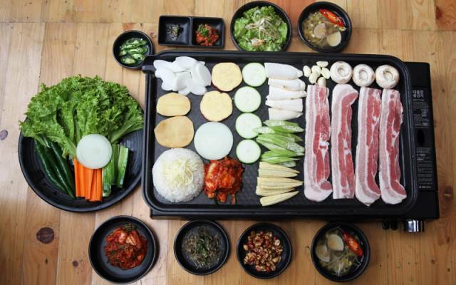 Nhà Hàng Poki Poki - Korean Restaurant - Hồ Tùng Mậu