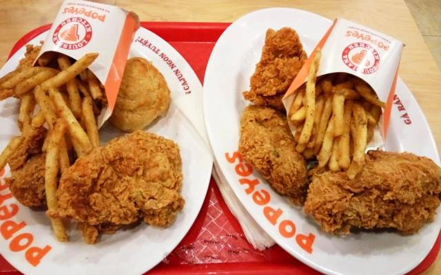 Quán Ăn Gà Rán Popeyes - TTTM D2 Giảng Võ